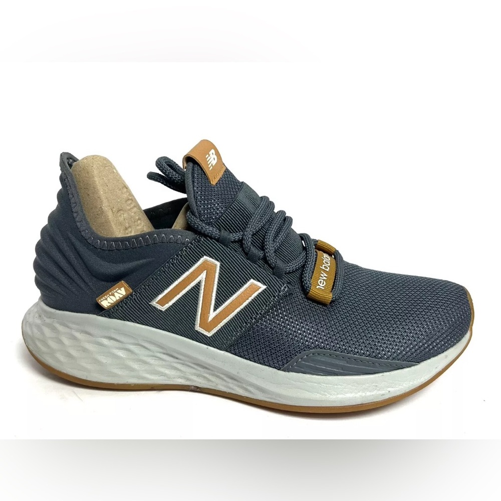 New Balance Men's Fresh Foam Roav Sneakers Gray, Size 7.5 M